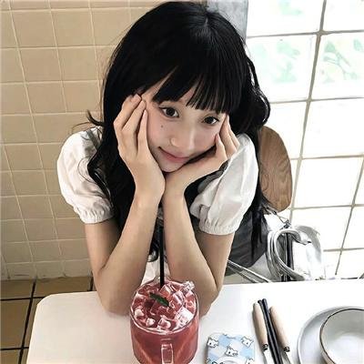 带剑的小孩